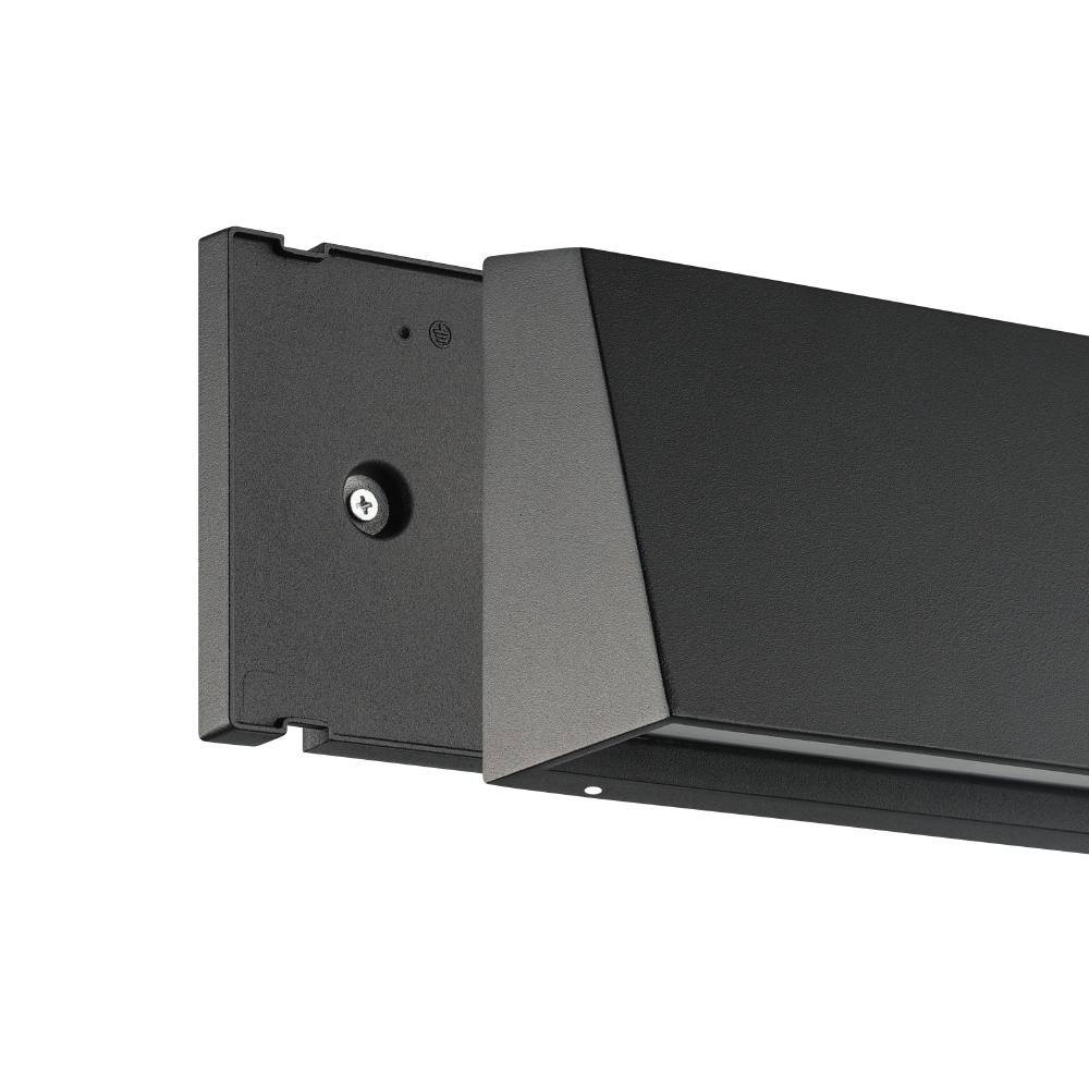 Spongano Noir lampe d’extérieur De Eglo - Grâce à l'indice de protection IP65, qui offre une protection contre les jets d'eau et la poussière, le produit est adapté à une utilisation en extérieur.