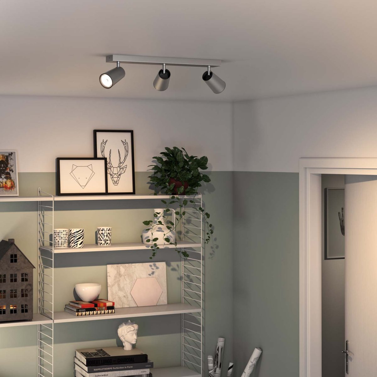 Paisley 3 Aluminium spot De Philips - Fabriqué en métal avec une finition aluminium mat, il arbore un design épuré et minimaliste qui s'intègre harmonieusement à la plupart des espaces de vie.