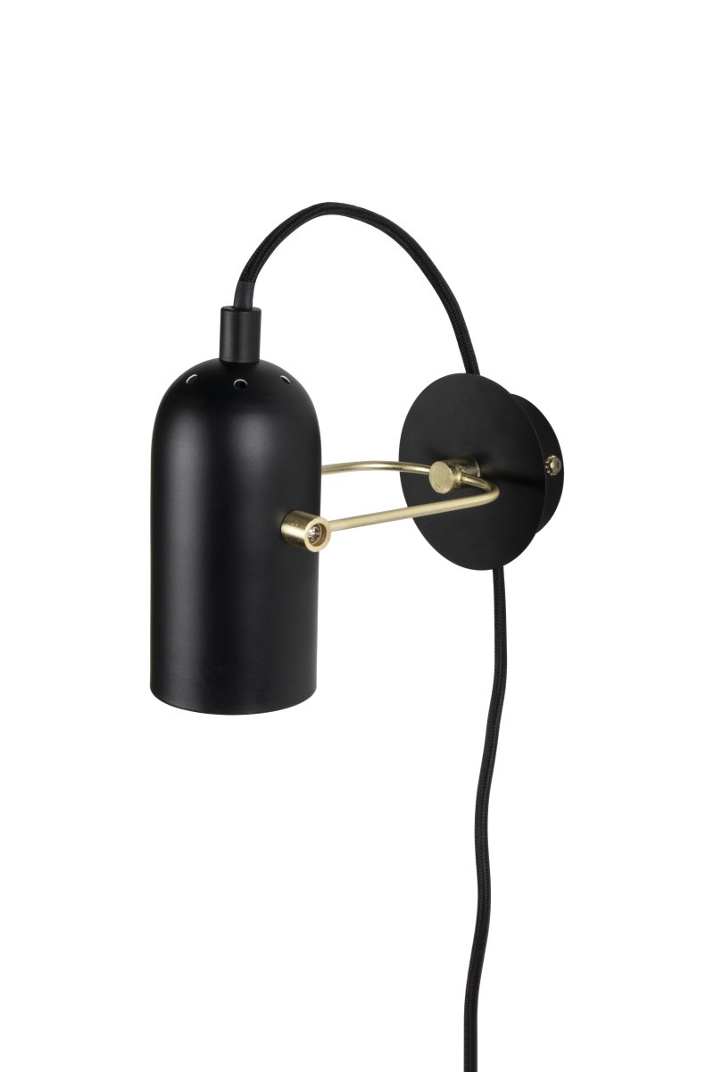 Swan mini Noir lampe de lecture De Globen Lighting - Swan est une applique murale &eacute;l&eacute;gante et moderne aux lignes douces et courbes, con&ccedil;ue par Malin Lundmark.