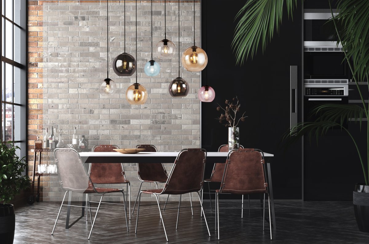 Mardi Gras 150cm Multicolore suspension De Searchlight - La combinaison de différentes couleurs et la hauteur réglable font de cette lampe un élément de décoration intérieure flexible et accrocheur qui ajoute à la fois lumière et style.