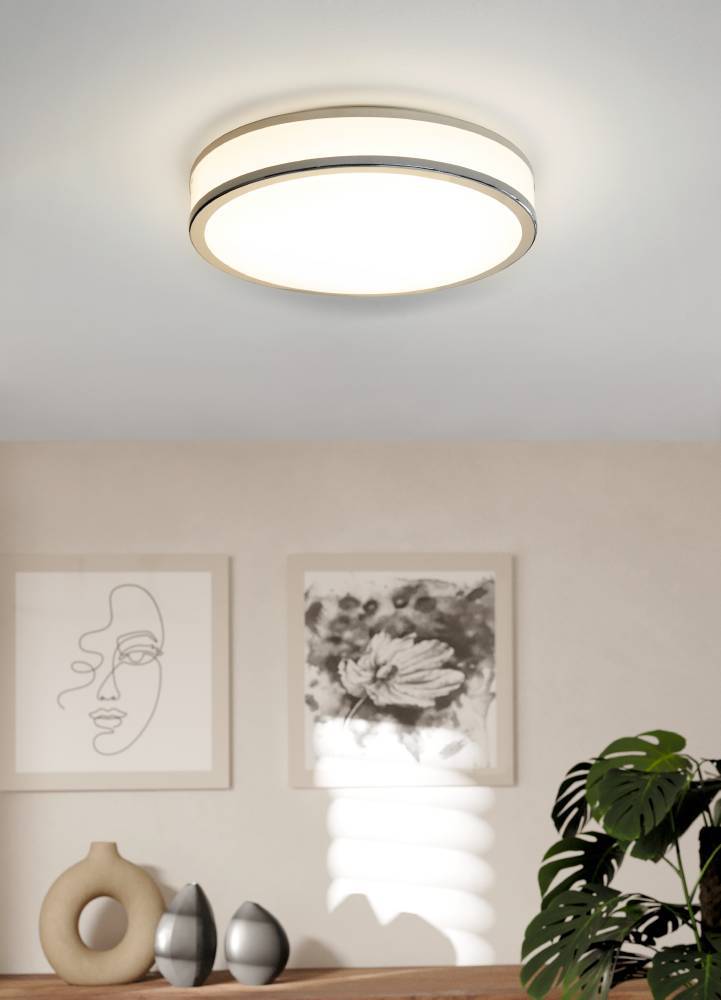 Palermo Ø40 Blanc plafonnier De Eglo - Dot&eacute; d'un design chrom&eacute; &eacute;l&eacute;gant et d'un panneau LED &agrave; lumi&egrave;re douce, il offre &agrave; la fois une apparence esth&eacute;tique agr&eacute;able et un &eacute;clairage &eacute;conome en &eacute;nergie.