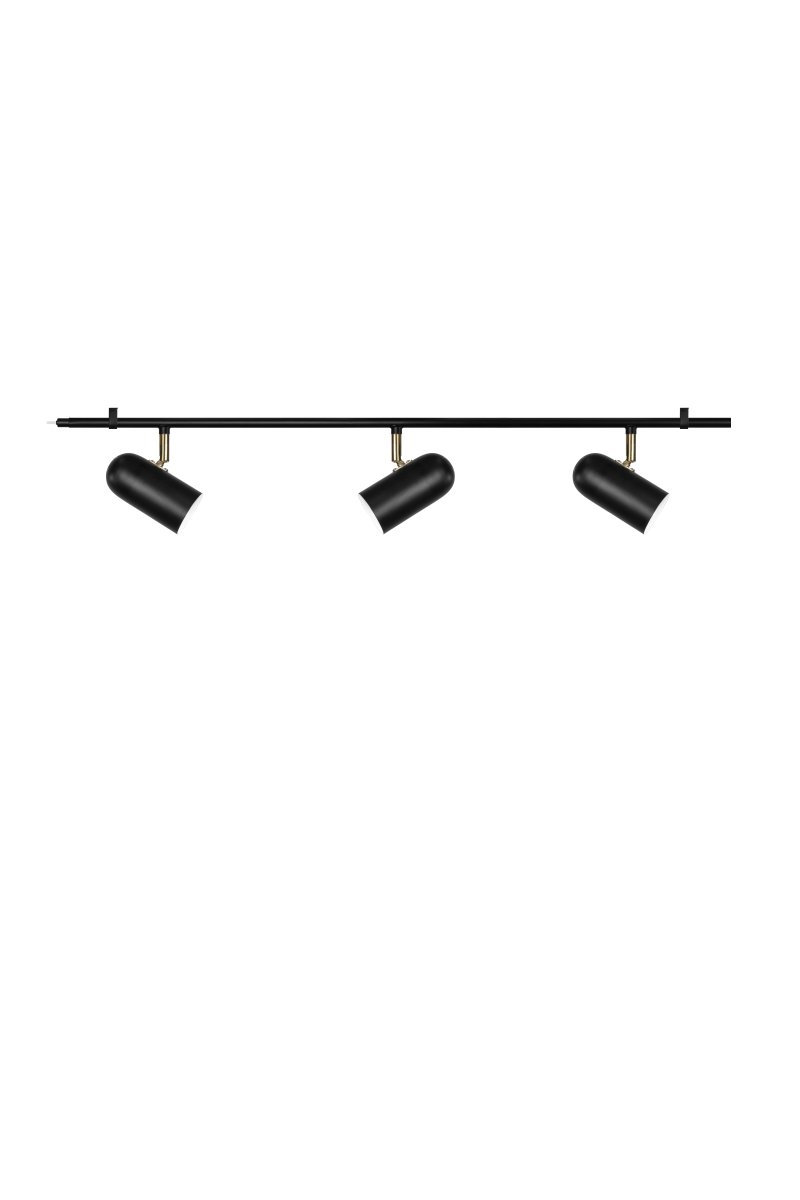 Swan 3 Noir spot De Globen Lighting - Ses trois abat-jour en maille sont r&eacute;glables verticalement et lat&eacute;ralement, ce qui en fait un luminaire id&eacute;al pour un &eacute;clairage directionnel, par exemple dans un couloir ou sur un mur de galerie.