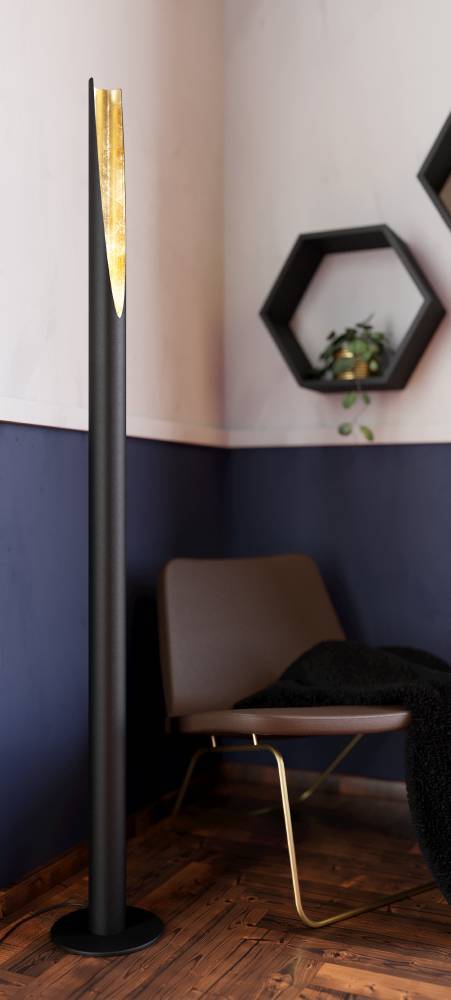 Barbotto Noir lampadaire De Eglo - La forme élancée et la coupe ouverte donnent une expression subtile et élégante, rendant la lampe parfaite pour créer une atmosphère chaleureuse dans le salon, la chambre ou le couloir.