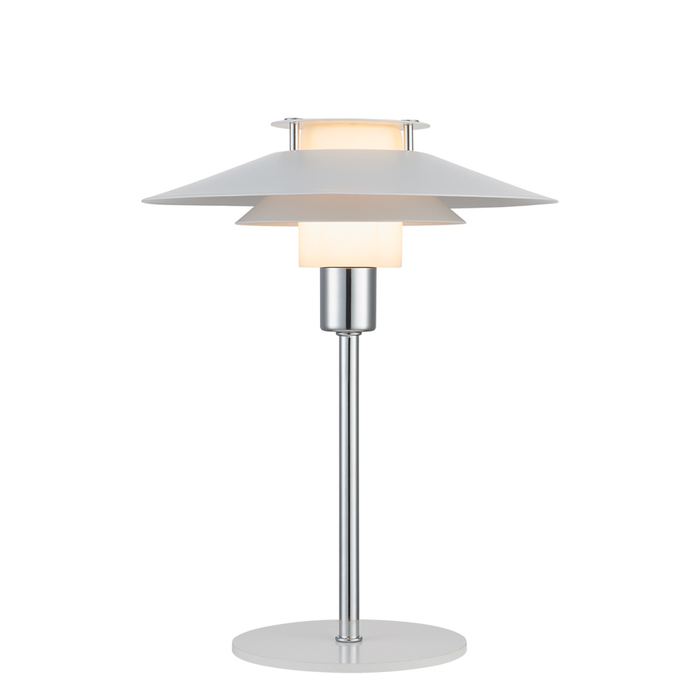 Rivoli 30cm Chrome lampe de table De Halo Design - La lampe de table Rivoli est une solution d'éclairage élégante et sophistiquée qui allie design moderne et matériaux intemporels.