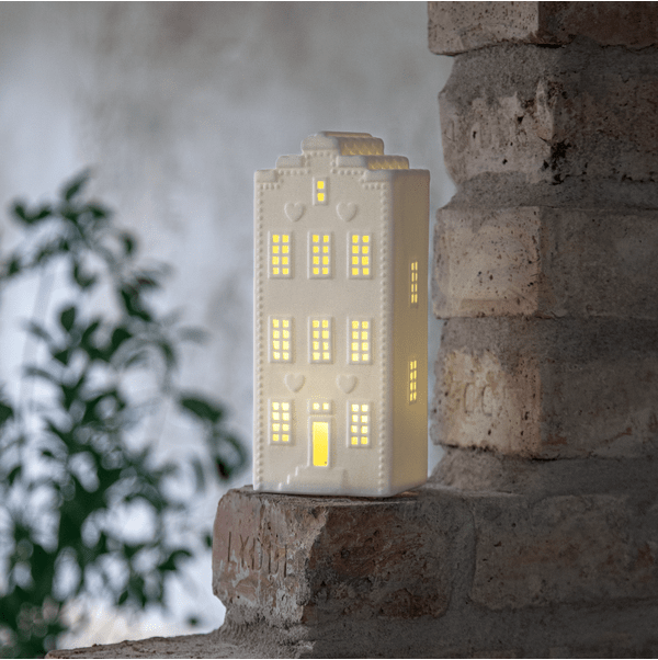 Vinter 21cm Blanc De Star Trading - Elle s'illumine et diffuse une belle lumi&egrave;re blanche et chaude.