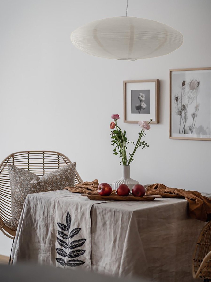 Yuni Abat-Jour Excl. Suspension Ø58 Blanc suspension De PR Home - Yuni a la forme d'une ellipse d'un diam&egrave;tre de 58 cm et d'une hauteur de 23 cm.