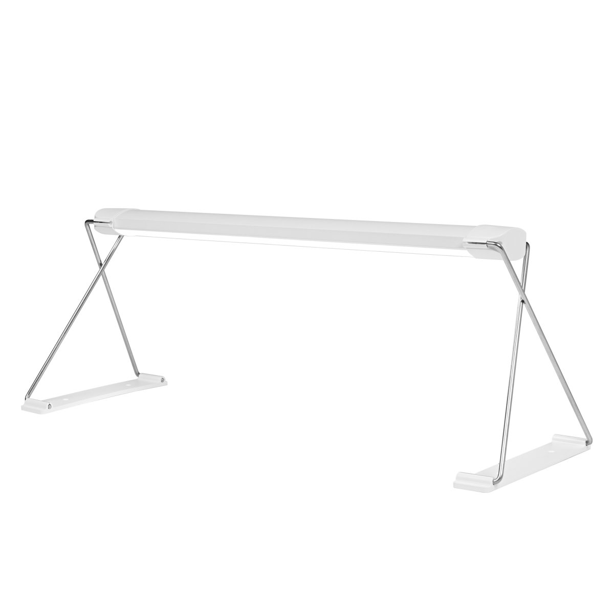 Lampe Pour Plantes Garden Light Stand Blanc De Ledvance - Il vous suffit de placer vos plantes en dessous et de les alimenter avec un spectre LED sp&eacute;cialement d&eacute;velopp&eacute; de LED blanches et rouges, qui favorisent la photosynth&egrave;se et soutiennent la croissance de la plupart des plantes.