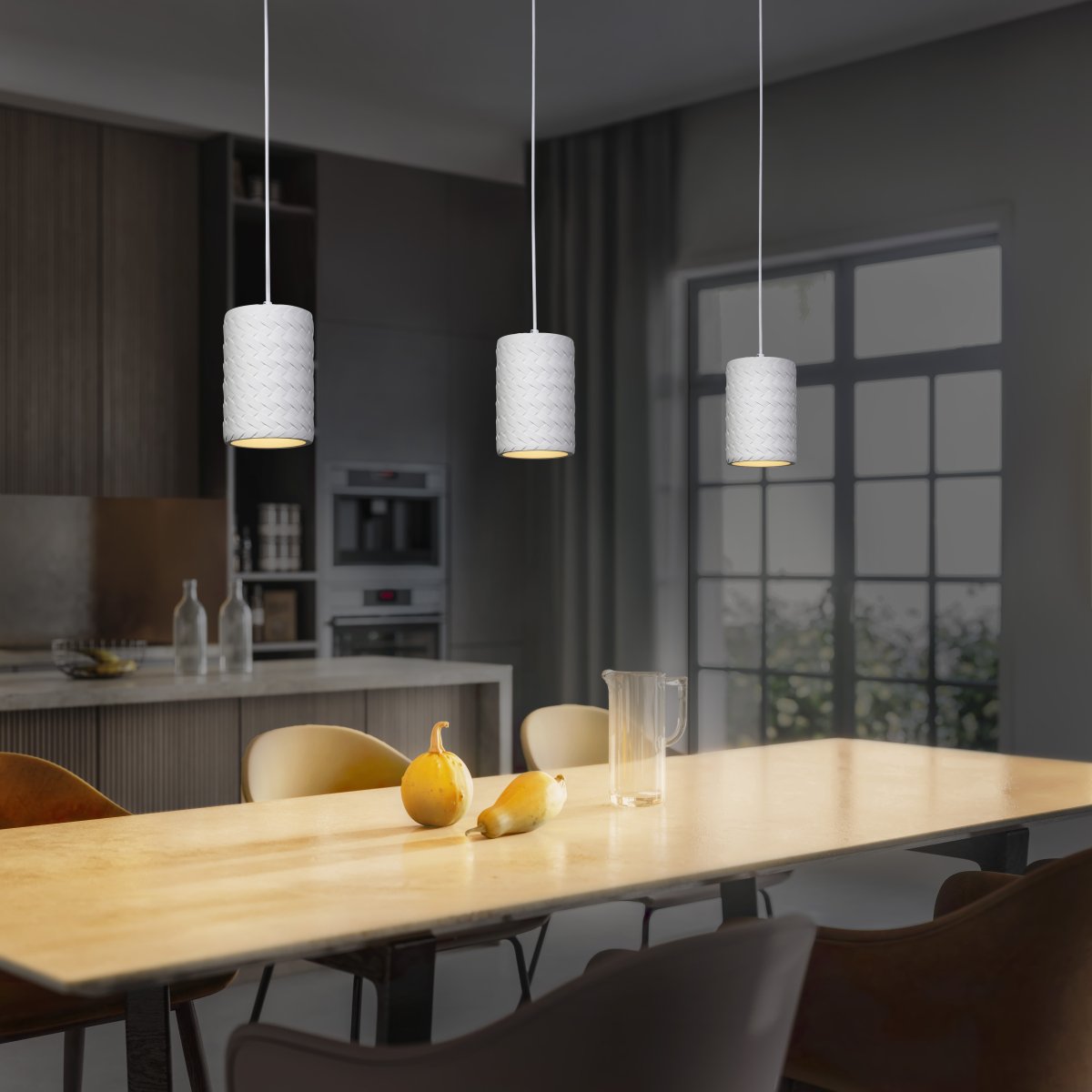 Plaster Tube Ø14 Blanc suspension De Ledvance - Il est recommandé d'en placer plusieurs en rangée au-dessus du comptoir de la cuisine ou de la table à manger.