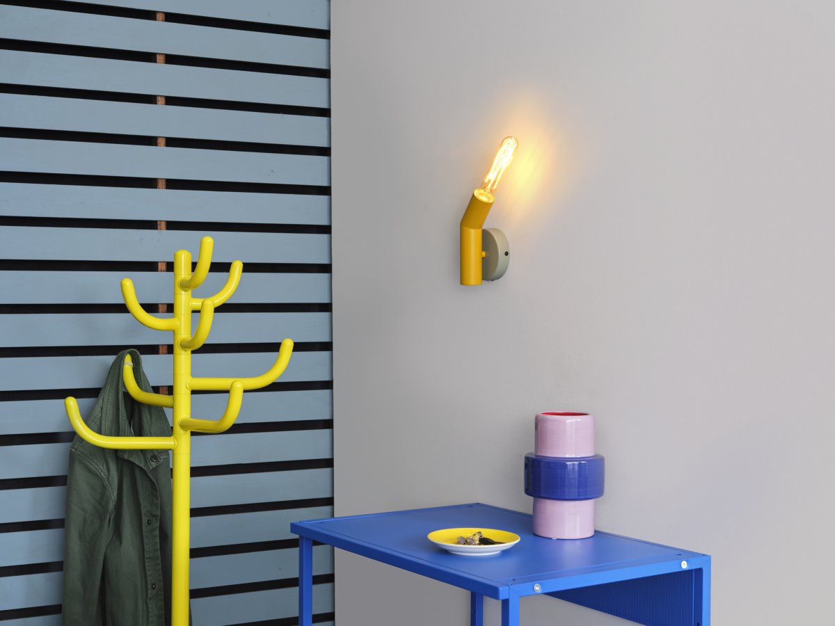 Straw Jaune applique murale De Osram - Straw &auml;r en lekfull v&auml;gglampa med h&auml;rliga kul&ouml;rer.