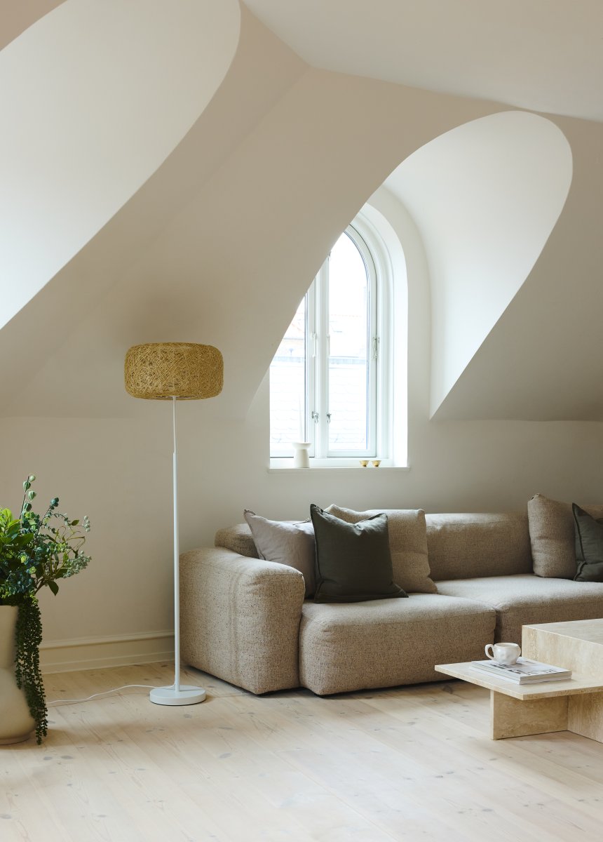 Paper Bale Nature lampadaire De Ledvance - Paper Bale &auml;r en vacker golvlampa med bohemisk design.