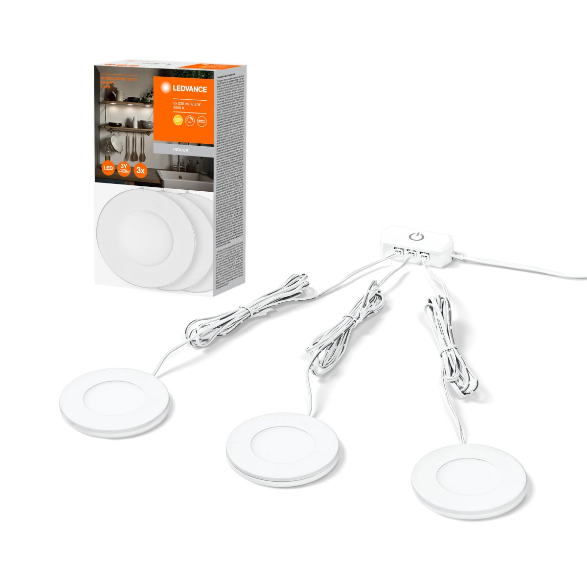 Spot Magnet 8,5W Blanc De Ledvance - Fr&aring;n dimmern g&aring;r sedan en sladd p&aring; 1,5m som avslutas med en stickkontakt f&ouml;r v&auml;gguttag.