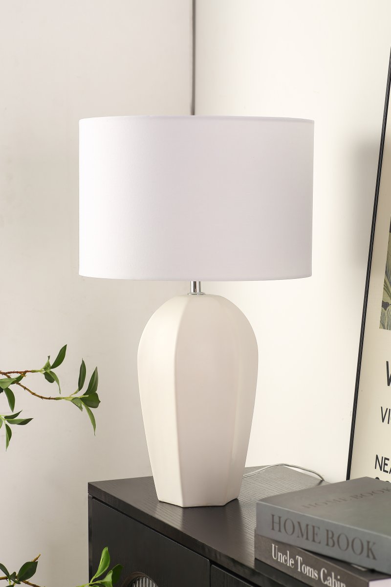 Physalis 50cm Blanc lampe de table De Nordic Lighting - Physalis est une lampe de table &eacute;l&eacute;gante au design &eacute;pur&eacute; et intemporel.