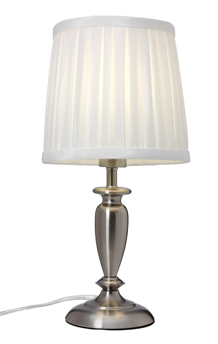Ines 34cm Argent antique lampe de table De Cottex - La lampe de table Ines en métal et textile est un classique élégant qui ajoute un charme intemporel à n'importe quelle pièce.