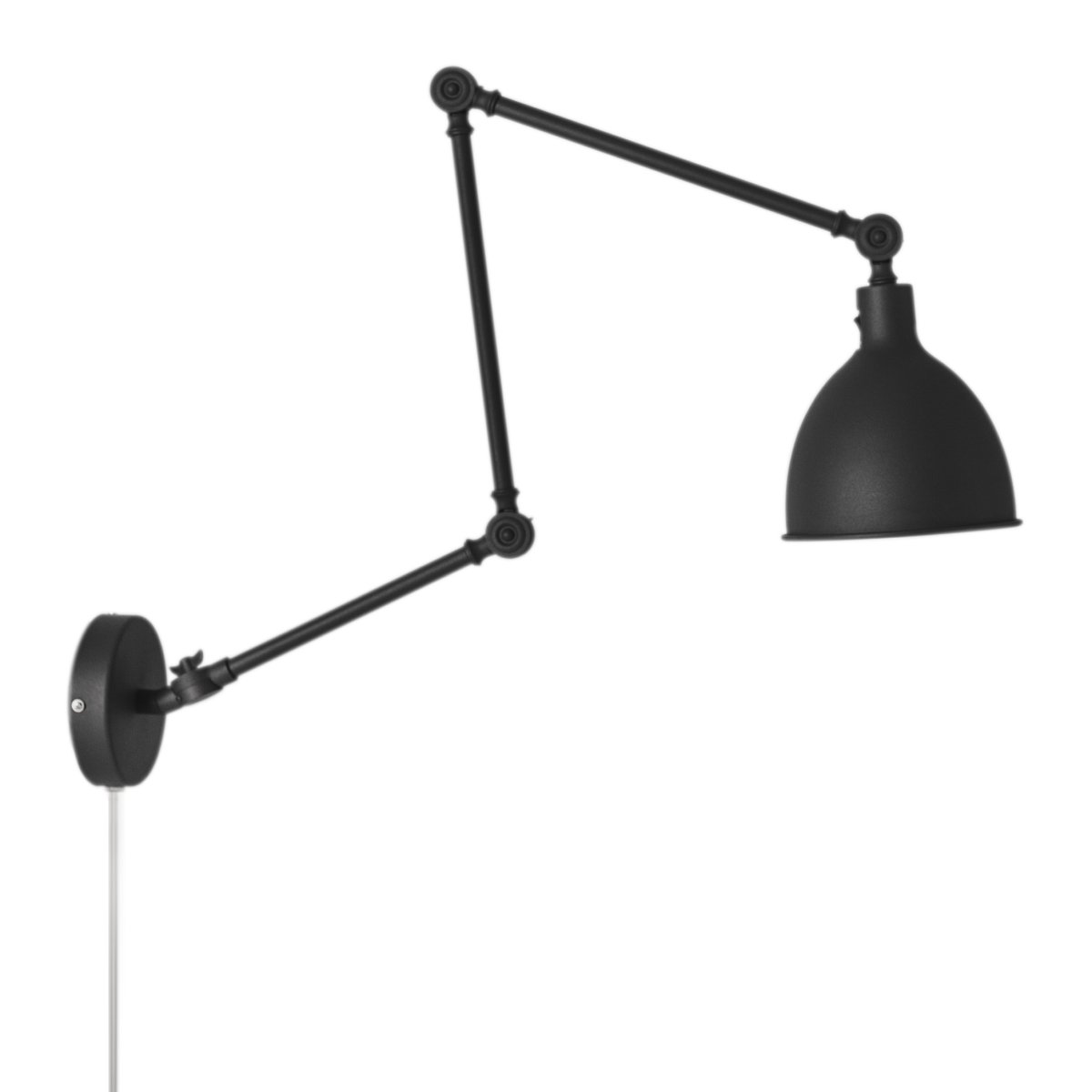 Bazar 122cm Noir applique murale De By Rydéns - Avec ses articulations flexibles et sa tête de lampe réglable, Bazar est parfaite comme lampe de lecture dans la chambre et comme source de lumière au-dessus du comptoir de la cuisine.