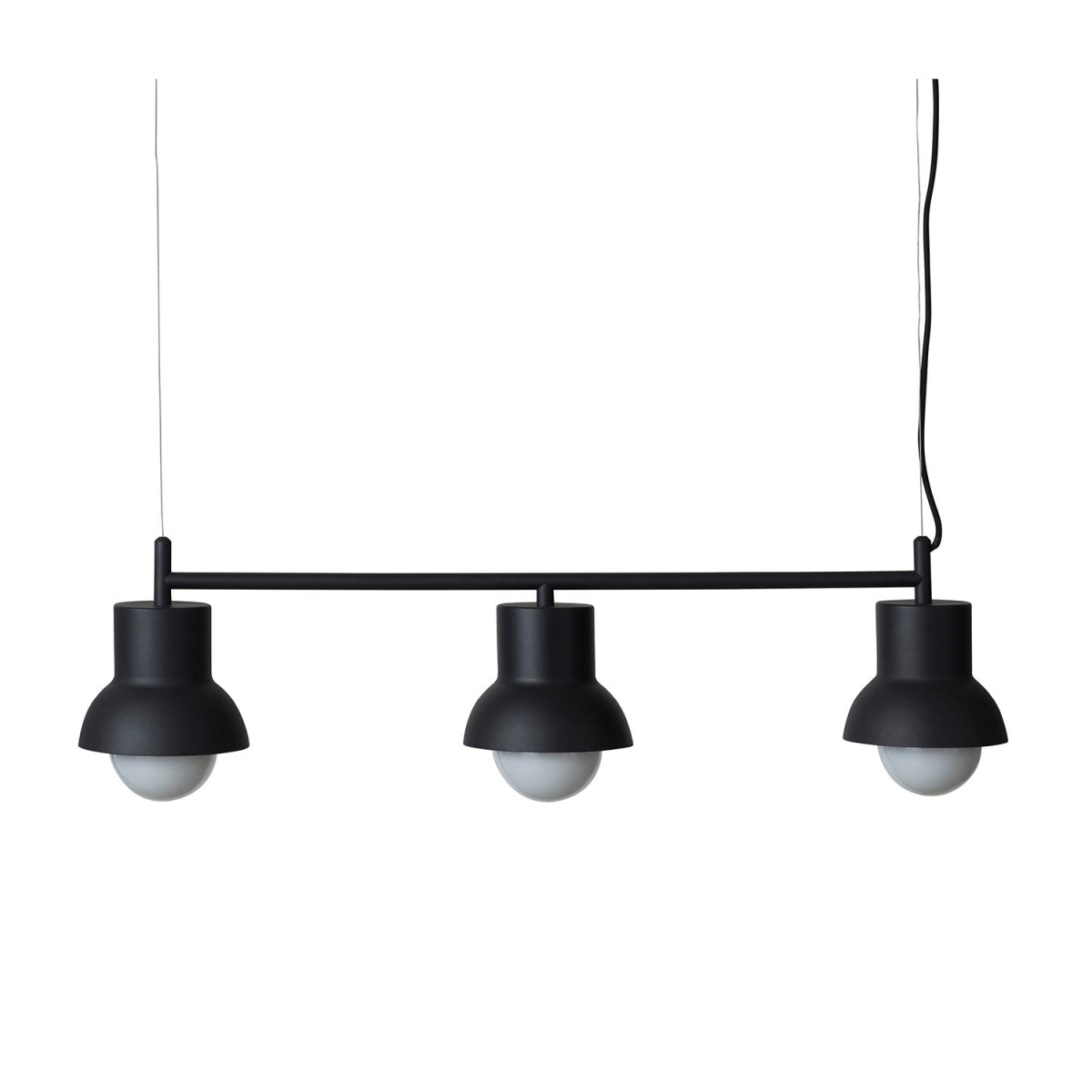 Down Long 82cm Anthracite suspension De CO Bankeryd - Pour que le design de la lampe soit mis en valeur de manière optimale, nous vous recommandons de choisir une source lumineuse globe d'un diamètre de 95 cm.