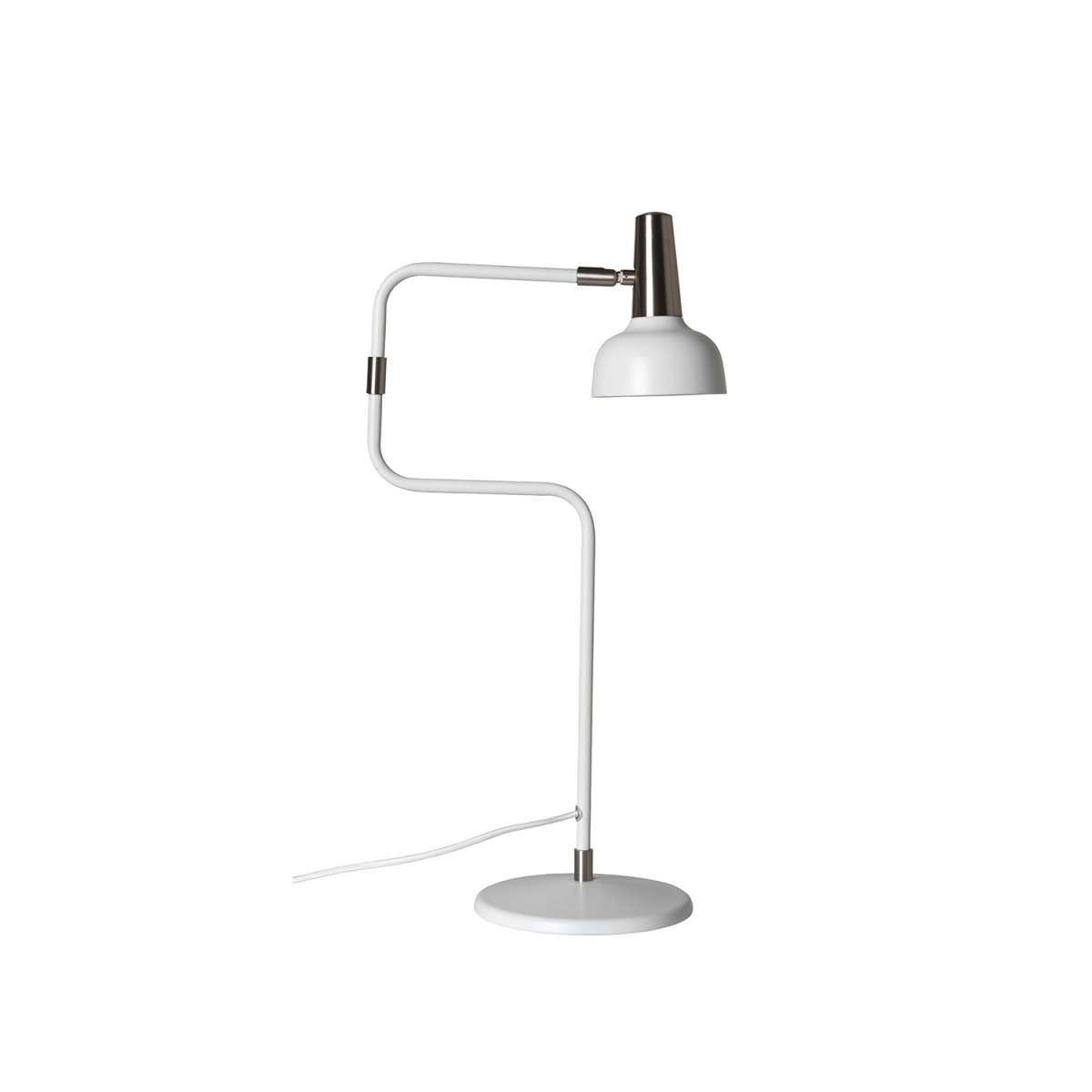 Ray 58cm Blanc lampe de table De CO Bankeryd - La lampe de table Ray est conçue pour être placée à côté du canapé ou d'un fauteuil préféré, à côté du lit ou dans le bureau à domicile.