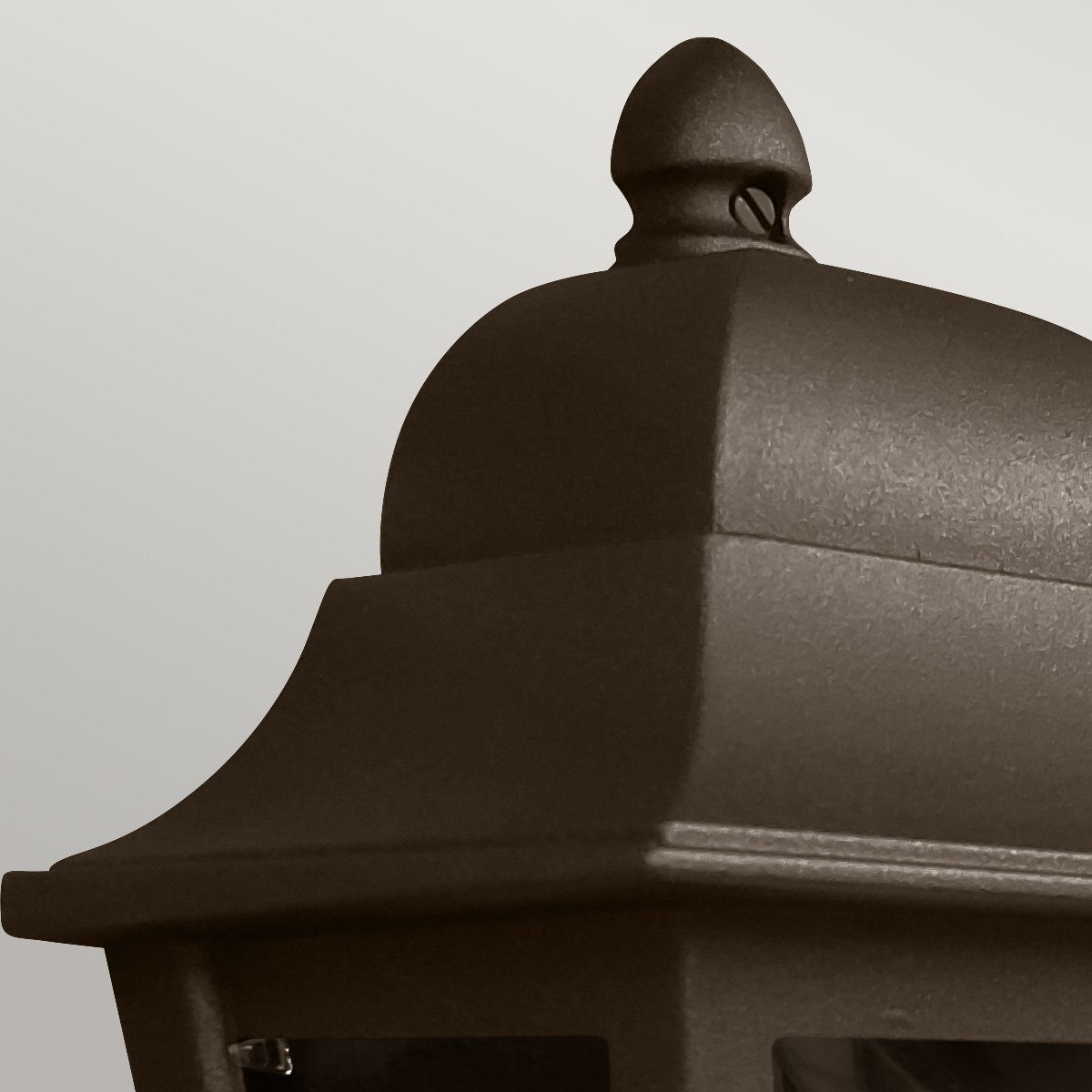 Deco Lane 32cm Bronze lampe d’extérieur De Elstead Lighting - Avec un indice de protection IP44, la lampe est protégée contre la pluie et l'humidité et est donc parfaite pour les façades, les entrées et les terrasses.