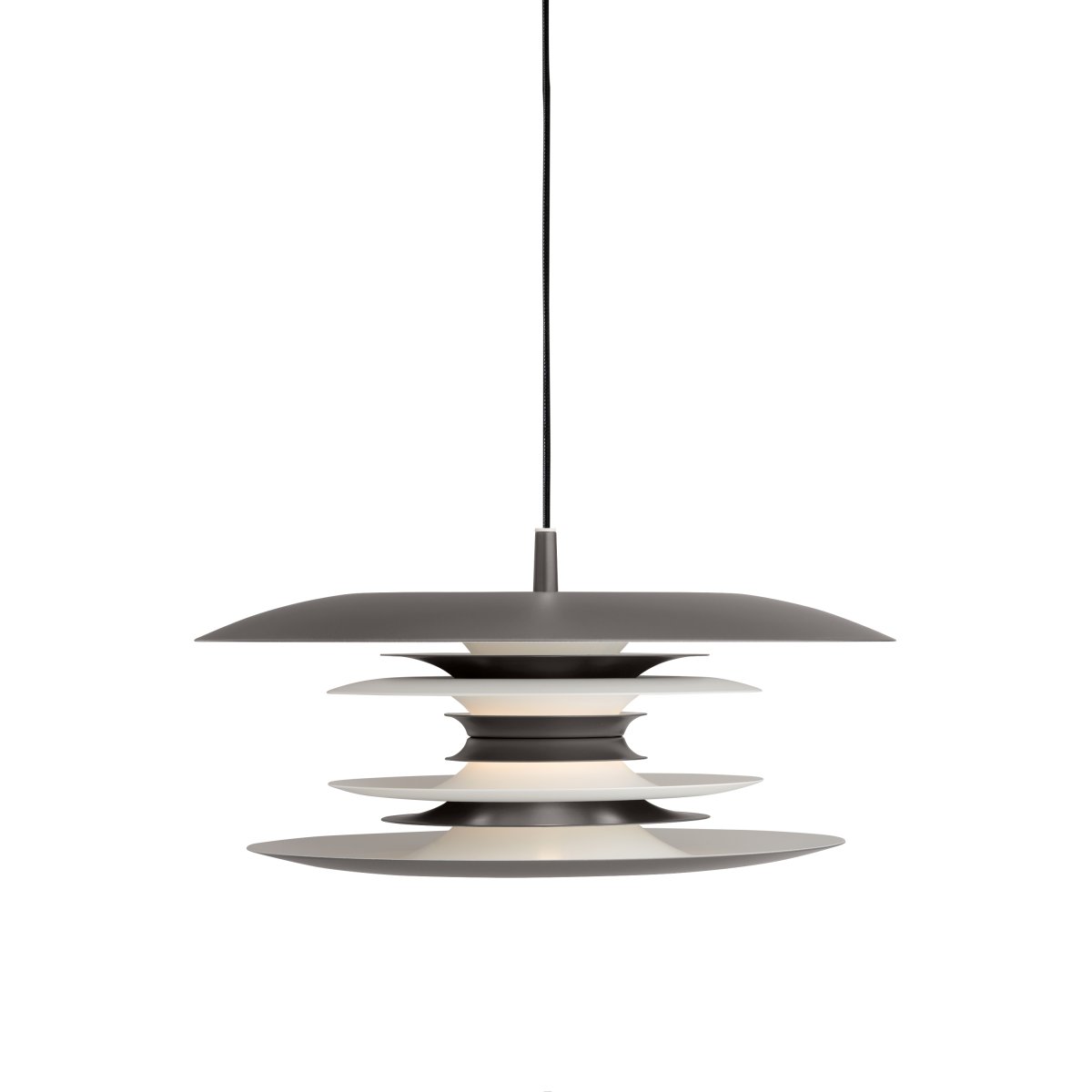 Diablo Ø40 Gris oxyde suspension De Belid - Cette suspension diffuse une lumi&egrave;re agr&eacute;able et tamis&eacute;e et convient parfaitement au-dessus de la table &agrave; manger ou dans d'autres pi&egrave;ces de la maison o&ugrave; style et fonctionnalit&eacute; sont recherch&eacute;s.