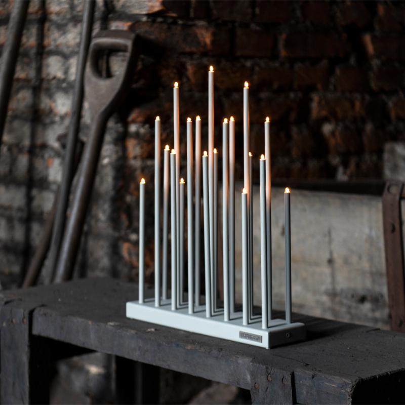 Elflugan Grande Gris clair De SMAK Design - La mouche &eacute;lectrique est d&eacute;sormais &eacute;galement disponible dans une version plus grande &ndash; la mouche &eacute;lectrique Grande.