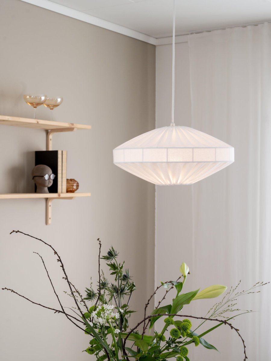 Edith Ø38 Blanc suspension De PR Home - La certification garantit que le produit a &eacute;t&eacute; test&eacute; et qu'il est exempt de substances pouvant &ecirc;tre nocives pour la sant&eacute; et l'environnement.