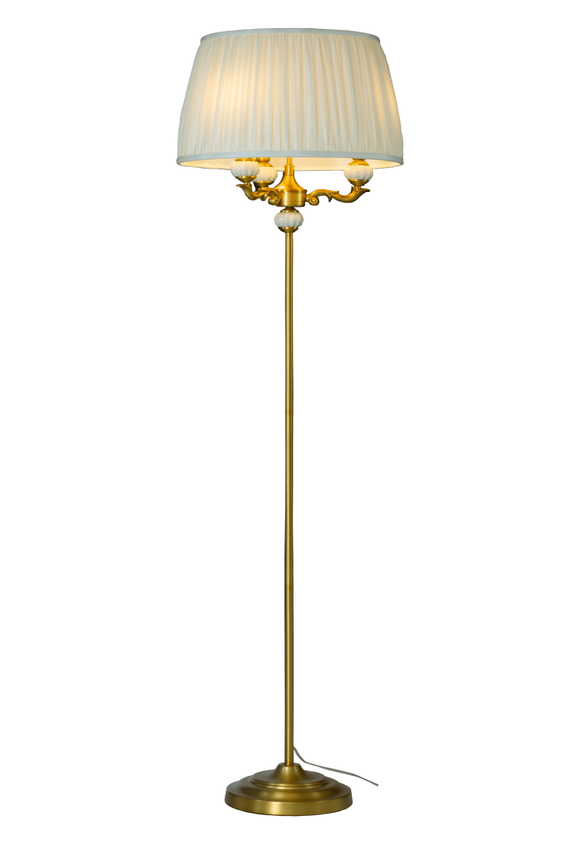 Toulouse Or lampadaire De Aneta Lighting - Le lampadaire Toulouse s&eacute;duit par son design classique et &eacute;l&eacute;gant, rehauss&eacute; de d&eacute;tails d&eacute;coratifs et d'une finition dor&eacute;e raffin&eacute;e.