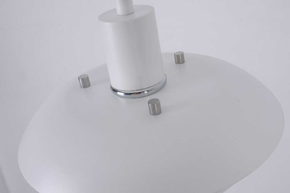 Stealth Ø20 Blanc lampe de fenêtre De Nordic Lighting - Pour une touche personnalis&eacute;e, Stealth est fournie avec deux jeux d'accessoires&nbsp;: boutons et anneau, disponibles en finitions chrom&eacute;e et blanche.