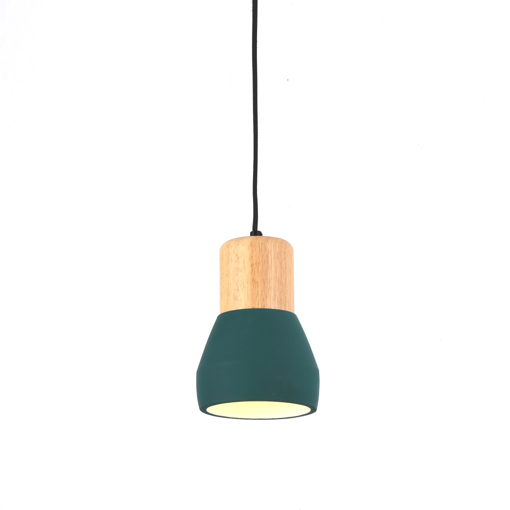 Pepe Ø13 Vert lampe de fenêtre De Nordic Lighting - Pepe est une &eacute;l&eacute;gante lampe de fen&ecirc;tre qui allie mat&eacute;riaux naturels et design moderne.
