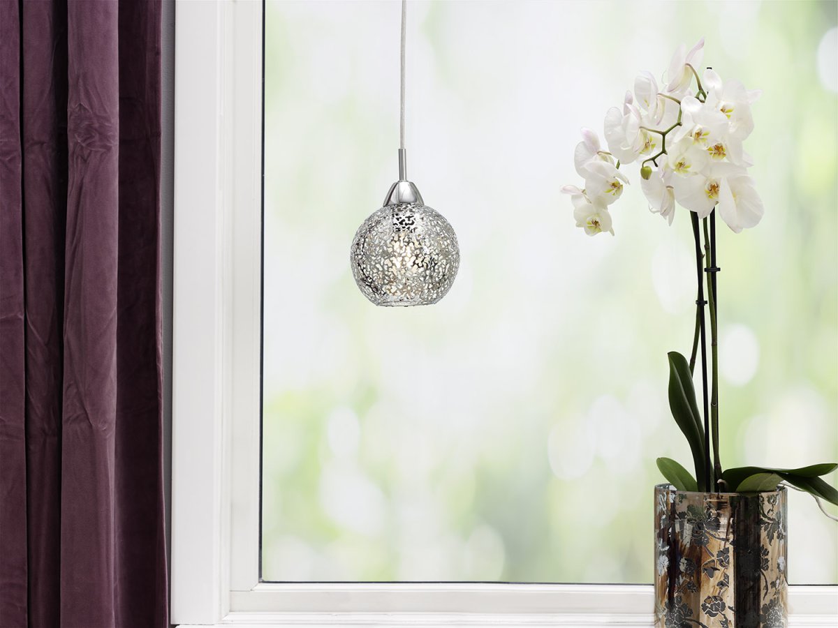 Etsy Ø13 Chrome lampe de fenêtre De Cottex - La lampe de fen&ecirc;tre en m&eacute;tal Etsy est une lampe magnifique et d&eacute;taill&eacute;e qui cr&eacute;e un jeu de lumi&egrave;re unique dans la pi&egrave;ce.