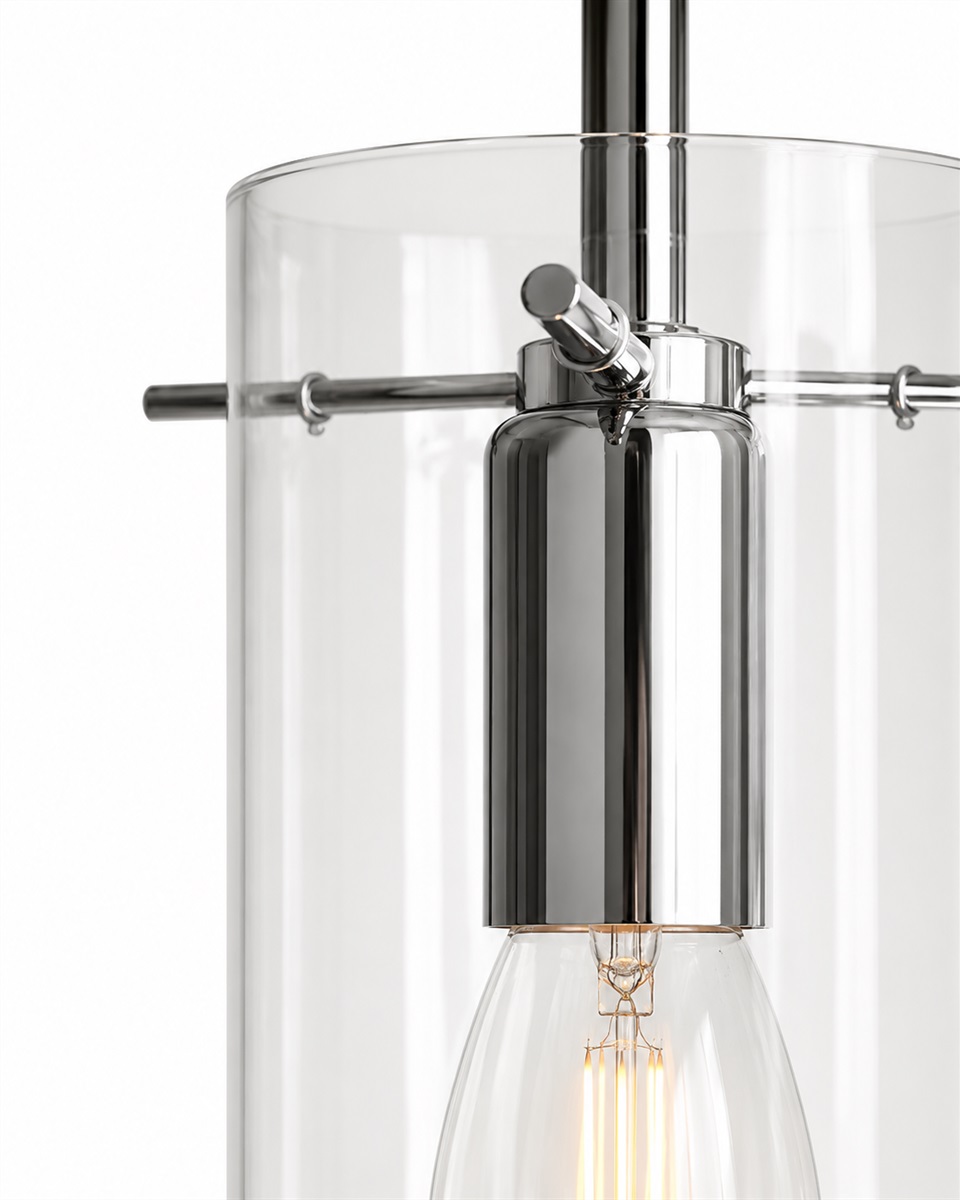 Cilinda Ø7 Chrome/transparent lampe de fenêtre De Nordic Lighting - Cilinda est une lampe de fen&ecirc;tre intemporelle au design &eacute;l&eacute;gant.