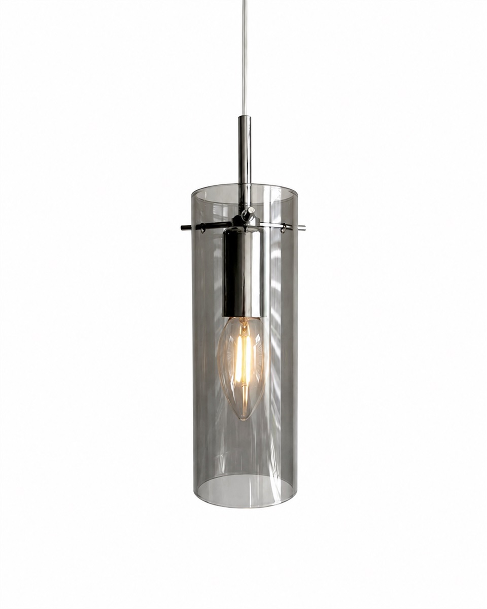 Cilinda Ø7 Chrome/fumé lampe de fenêtre De Nordic Lighting - Cilinda est une lampe de fen&ecirc;tre intemporelle au design &eacute;l&eacute;gant.