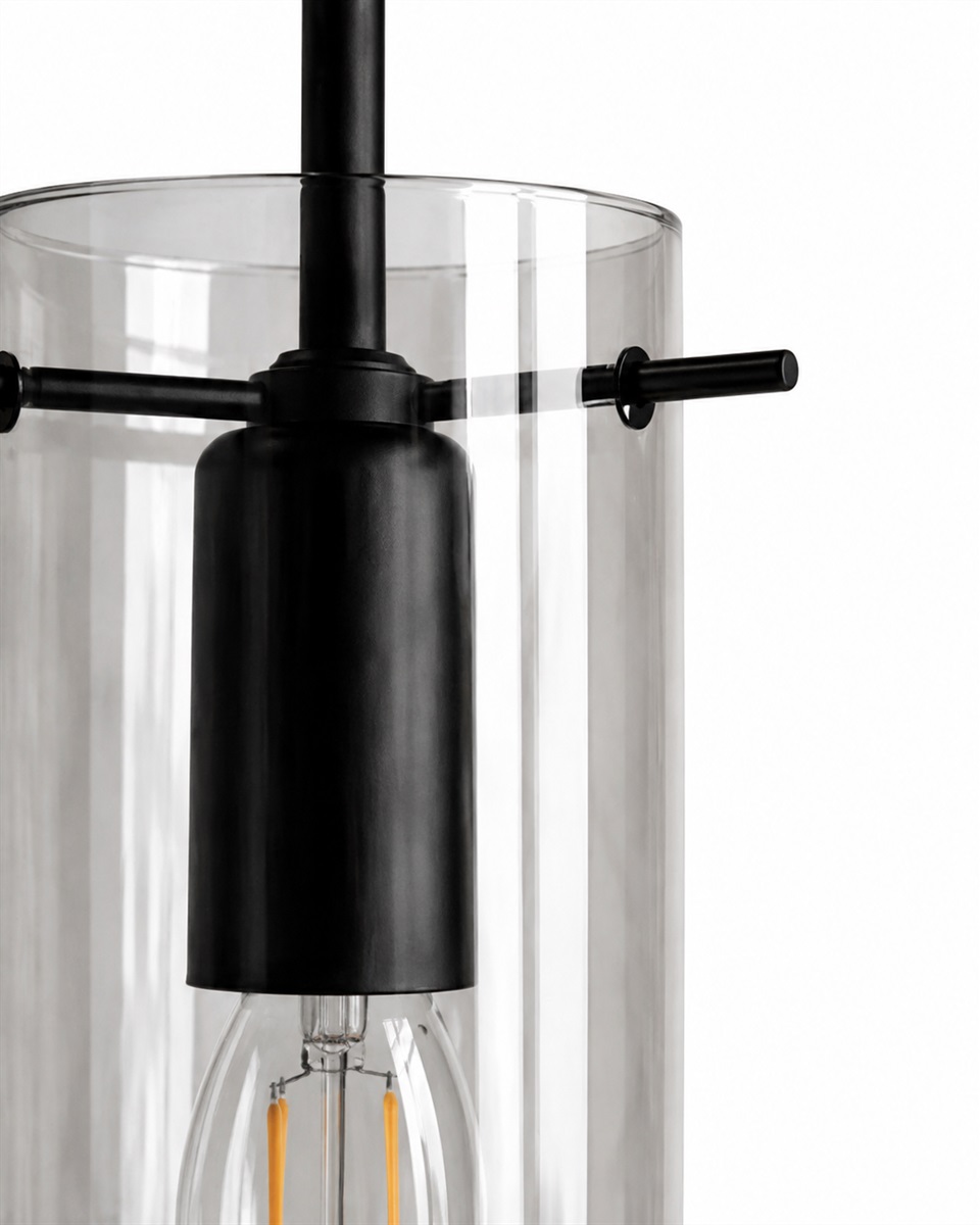 Cilinda Ø7 Noir/Fumé lampe de fenêtre De Nordic Lighting - Cilinda est une lampe de fen&ecirc;tre intemporelle au design &eacute;l&eacute;gant.