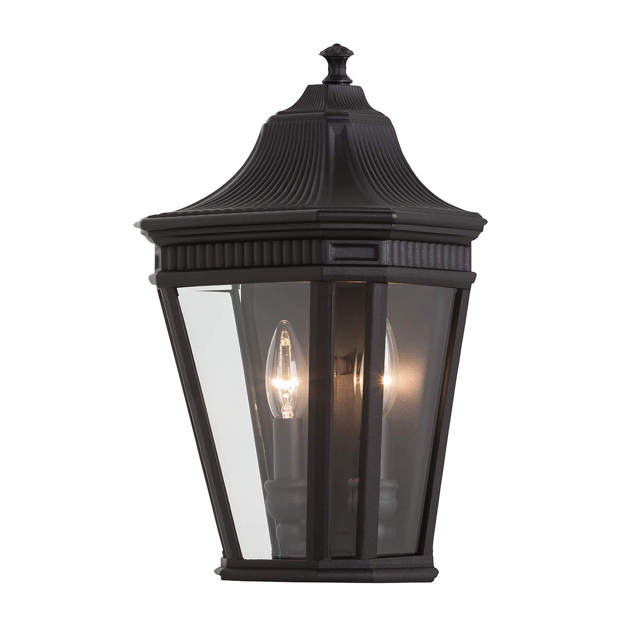 Cotswold Lane Noir lampe d’extérieur De Elstead Lighting - L'applique murale Cotswold a un design classique rappelant les lanternes à gaz anciennes, avec des détails rappelant les moulures architecturales.