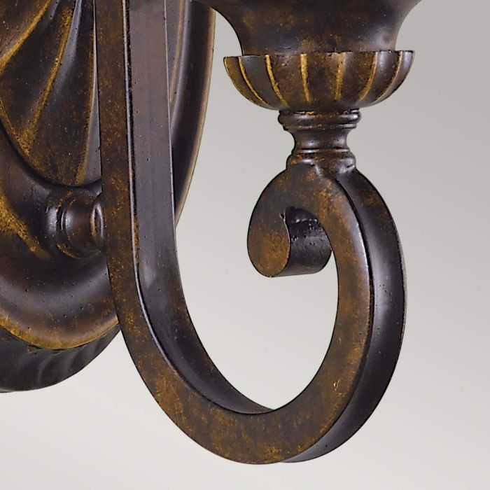 Drawing Room 25cm Bronze applique murale De Elstead Lighting - Ljusk&auml;llan omfamnas av det dekorativa glaset som bidrar med en fin och harmonisk ljusspridning i rummet.
