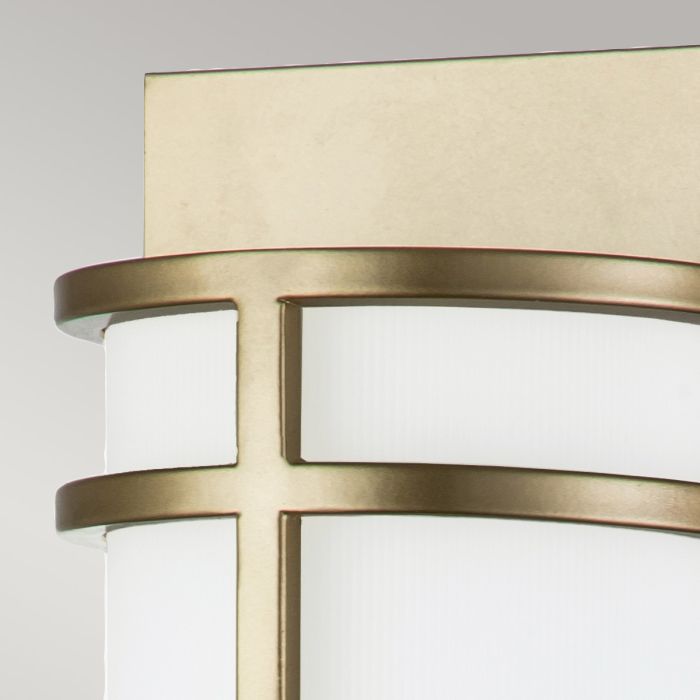Fusion 43cm Laiton applique murale De Elstead Lighting - Fabriqué en acier et en verre durables pour des performances durables, Fusion est un excellent choix pour les environnements traditionnels et modernes.
