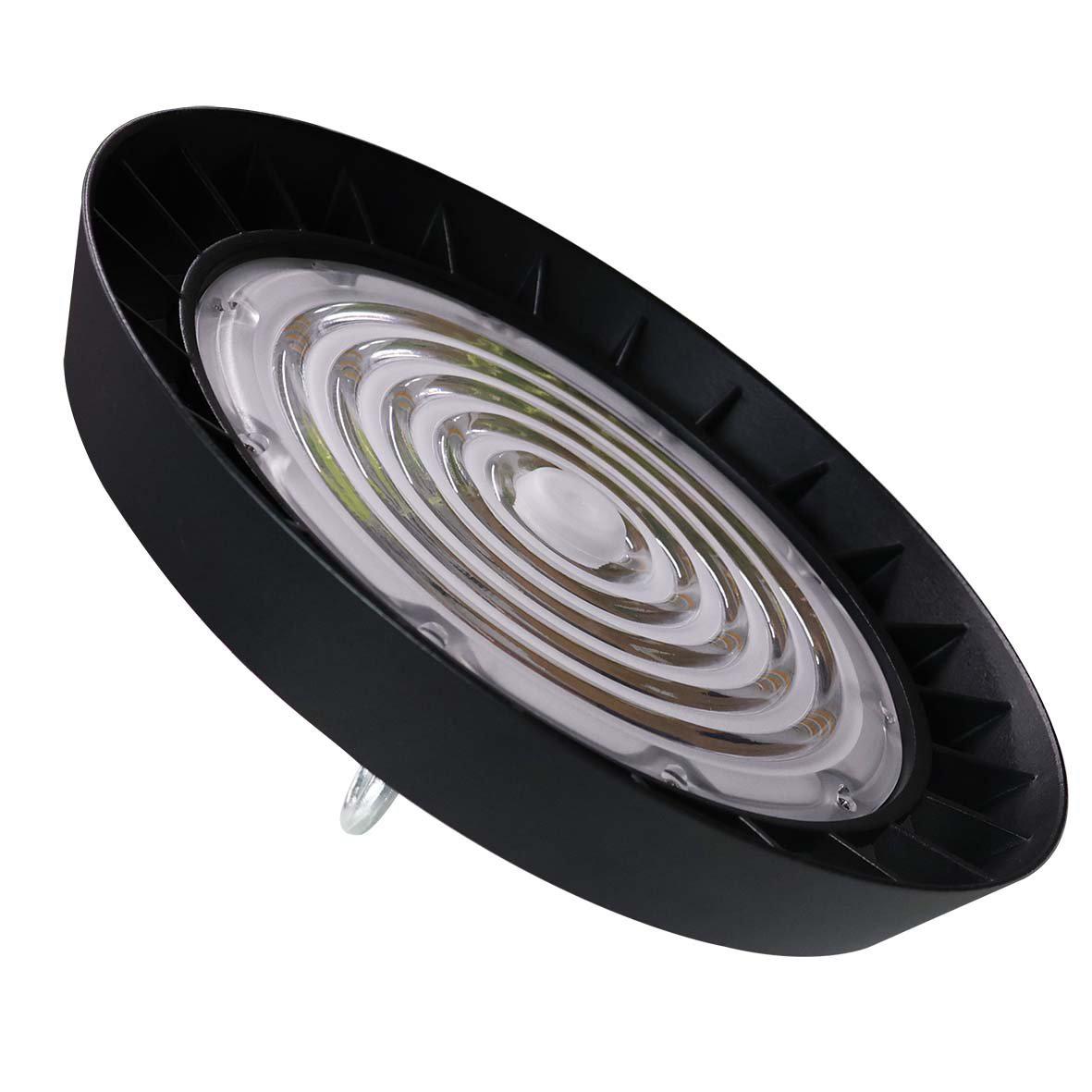 Highy High Bay 100W 4000K Noir De Designlight - Highy offre une solution économique pour l'éclairage général de grands espaces sans compromis sur la qualité de la lumière.