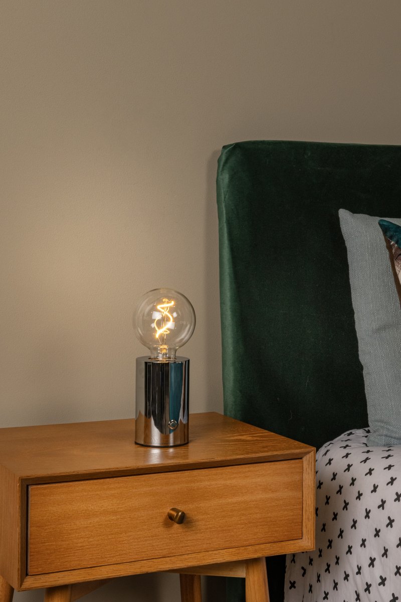 Vivo 23cm Chrome portable De Lucide - La lampe de table Vivo est une lampe portable et &eacute;l&eacute;gante, id&eacute;ale pour cr&eacute;er une ambiance chaleureuse.