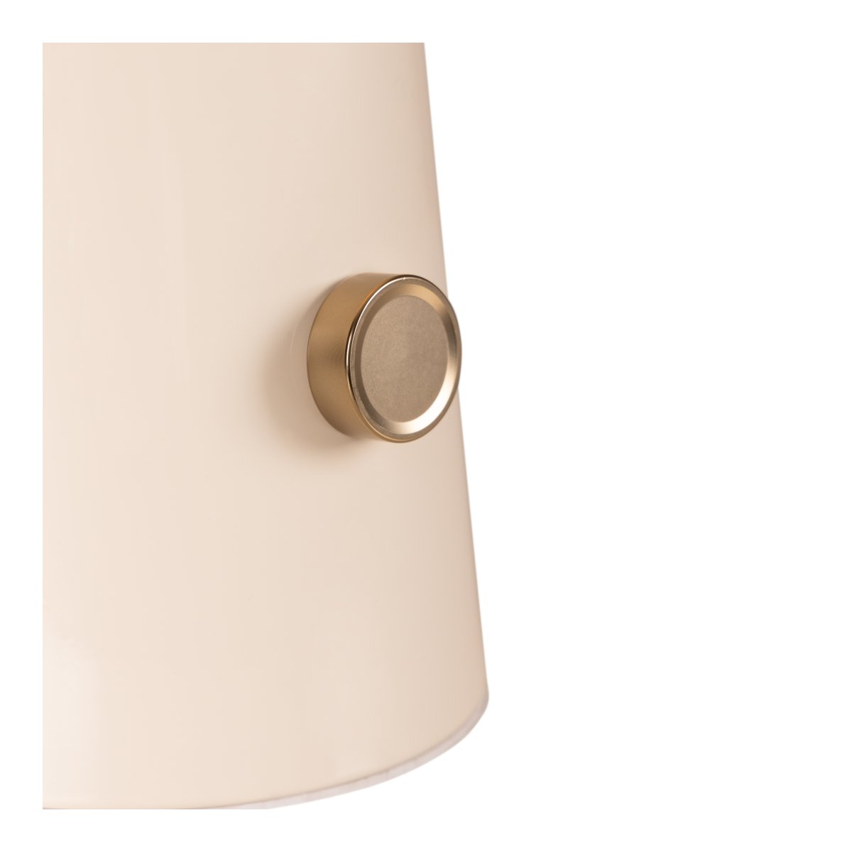 Barone 52cm Blanc crémeux lampe de table De Lucide - La lampe diffuse une lumi&egrave;re agr&eacute;able et convient aussi bien &agrave; un bureau qu'&agrave; une table d'appoint.