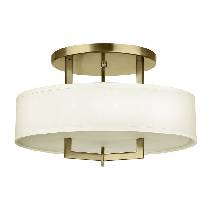 Hampton Ø50 Laiton brossé plafonnier De Elstead Lighting - Sa structure en laiton bross&eacute; lui conf&egrave;re une allure exclusive, mise en valeur par un abat-jour en lin couleur cr&egrave;me qui diffuse une lumi&egrave;re douce et agr&eacute;able.