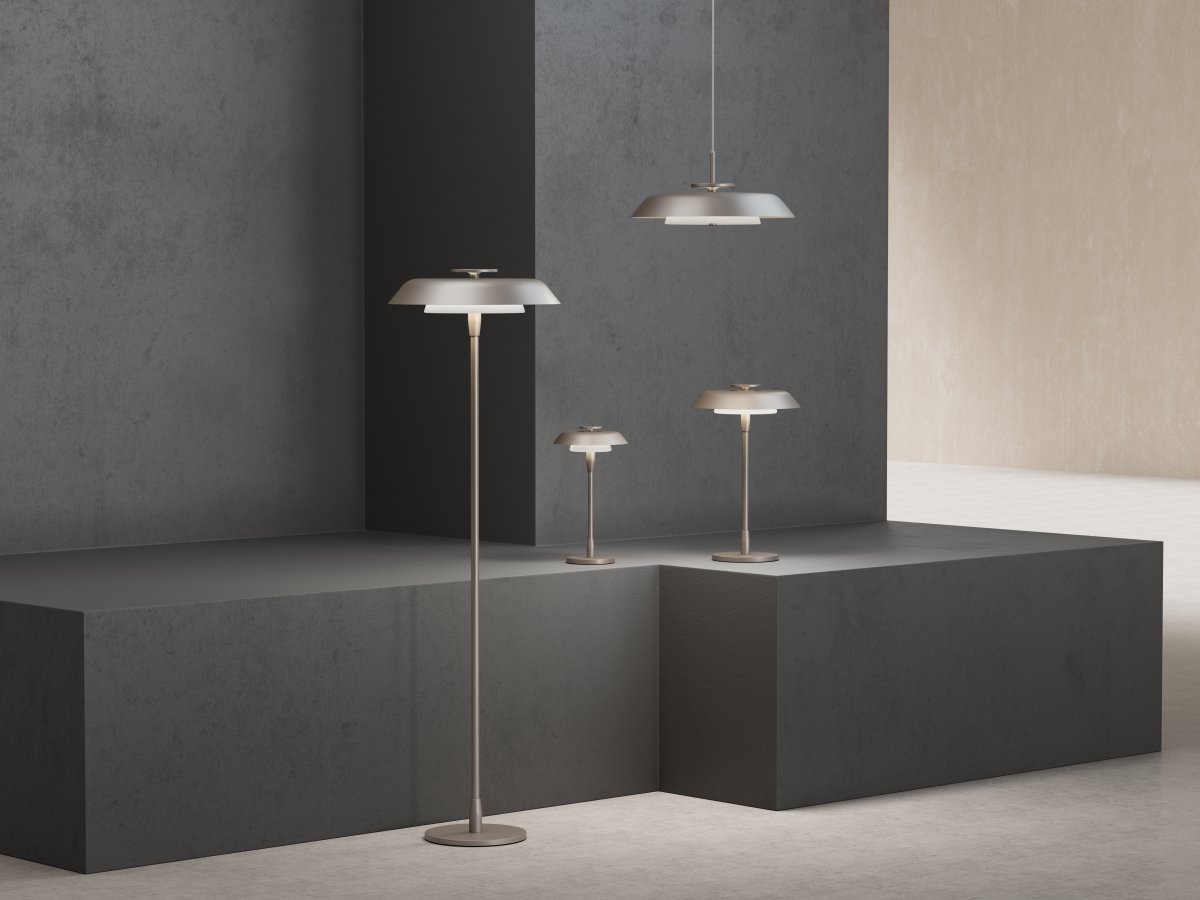 Horisont 47cm Champagne lampe de table De Belid - 