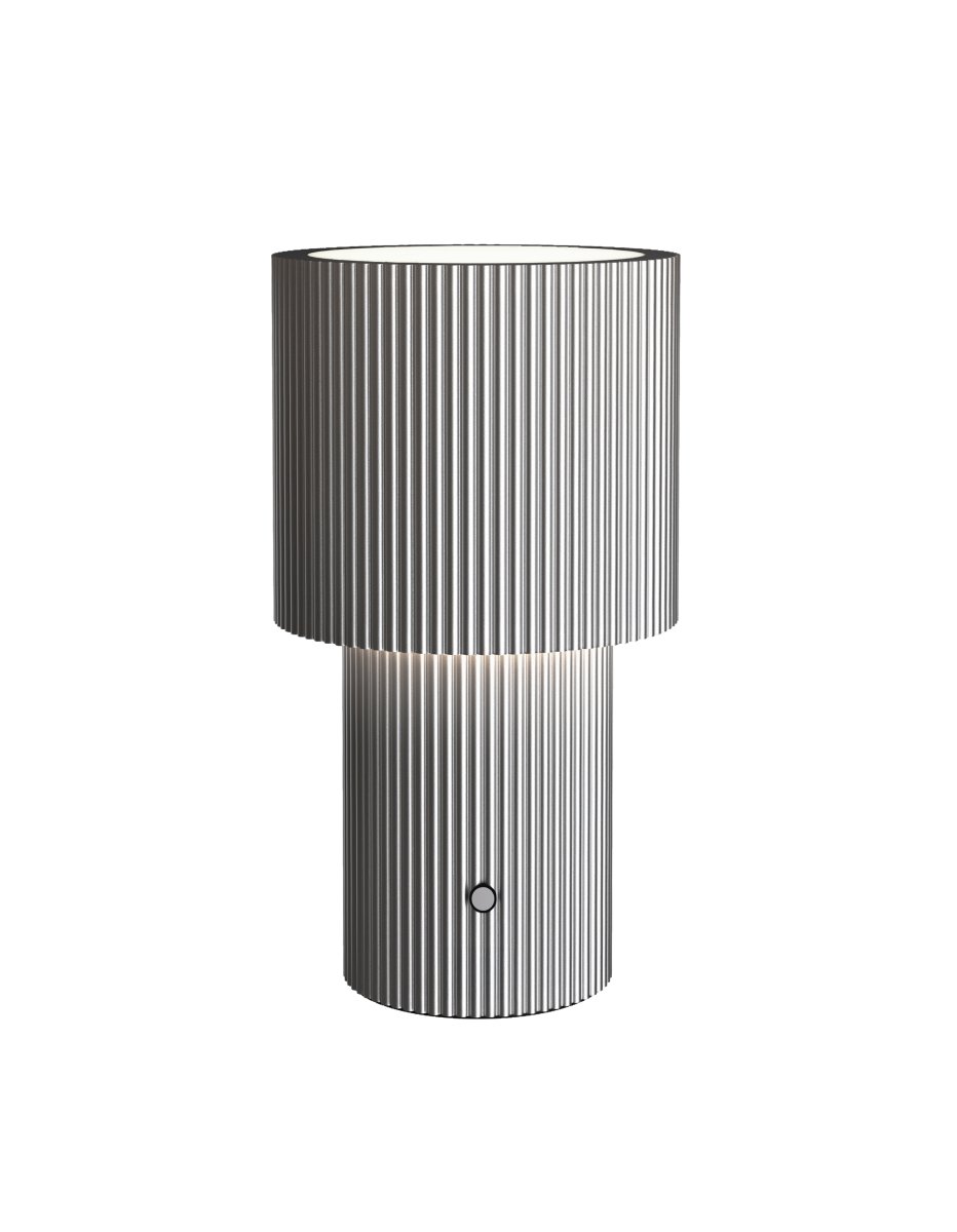 Iluma 22cm Argent portable De Herstal - Que ce soit pour profiter de matins paisibles près de la fenêtre ou d'un dîner sur le balcon, elle est toujours à portée de main et crée l'ambiance parfaite.