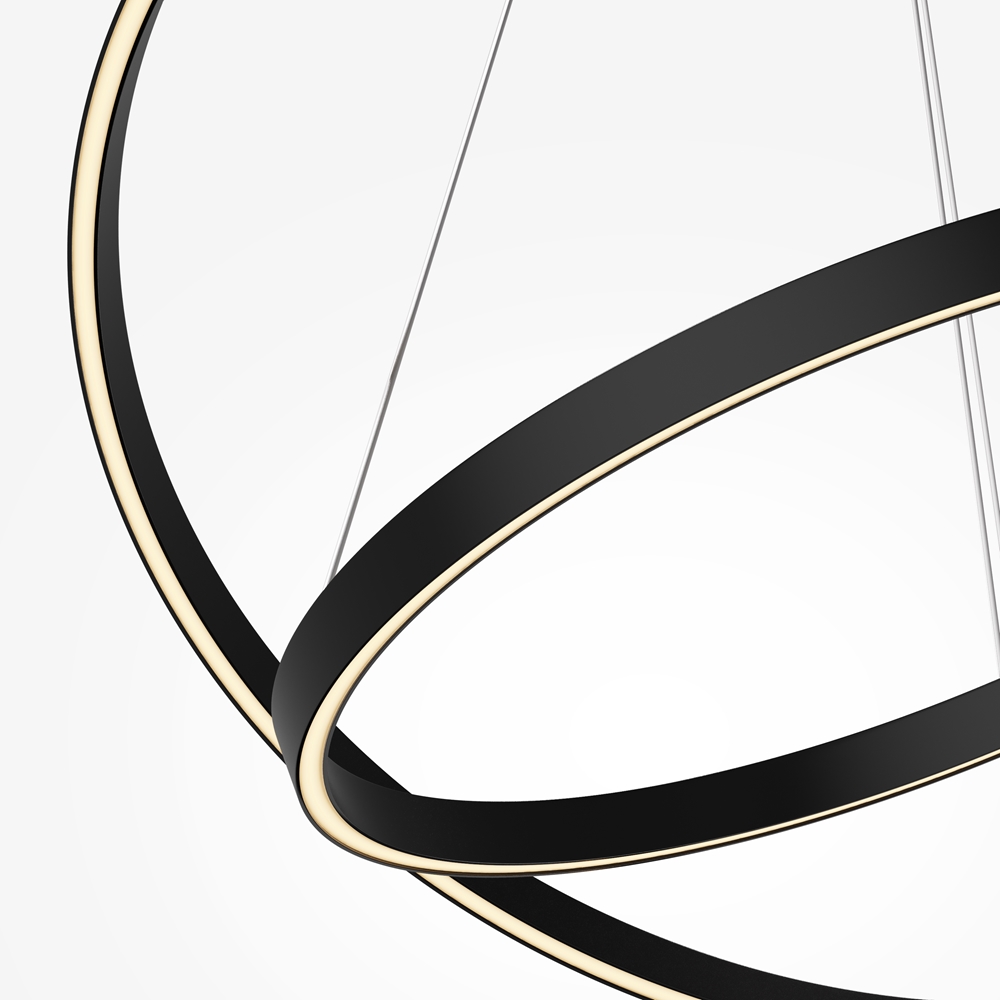 Rim Ø80 Noir suspension De Maytoni - Les deux anneaux sont r&eacute;glables individuellement en hauteur et en inclinaison, vous permettant de cr&eacute;er un style personnalis&eacute; et d'adapter la forme du luminaire &agrave; la pi&egrave;ce.