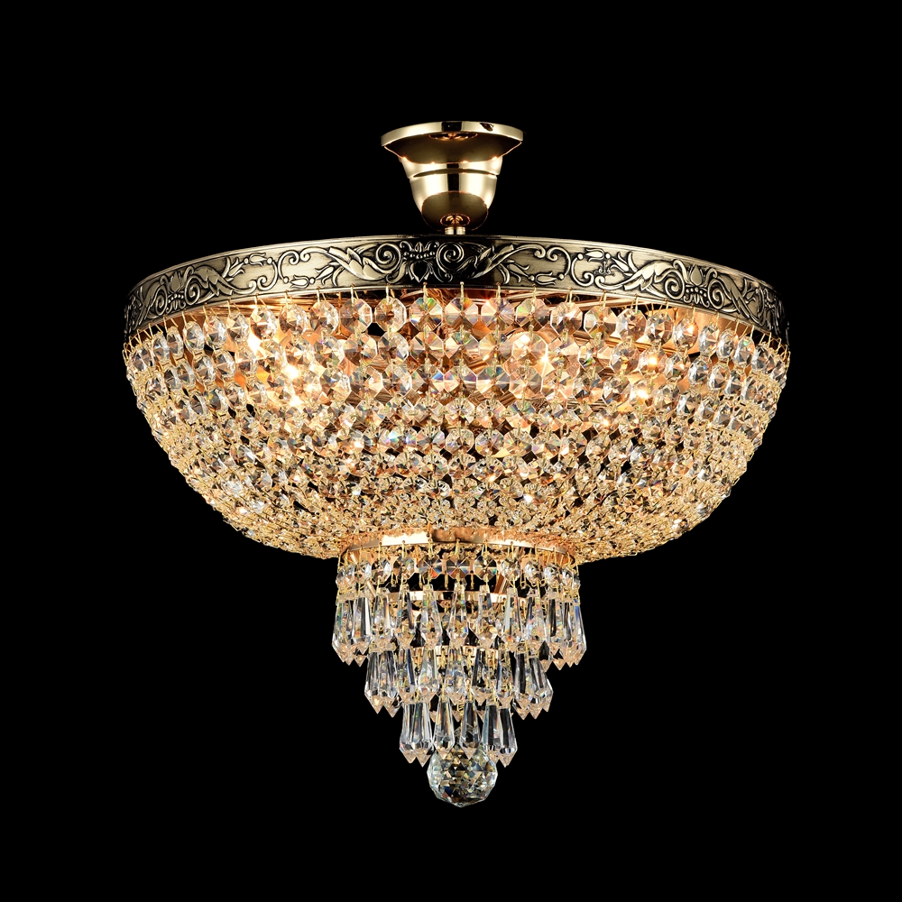 Palace Ø40 Or antique cristal De Maytoni - Les prismes scintillants refl&egrave;tent la lumi&egrave;re et cr&eacute;ent un jeu de lumi&egrave;re rayonnant qui conf&egrave;re &agrave; la pi&egrave;ce une atmosph&egrave;re luxueuse.