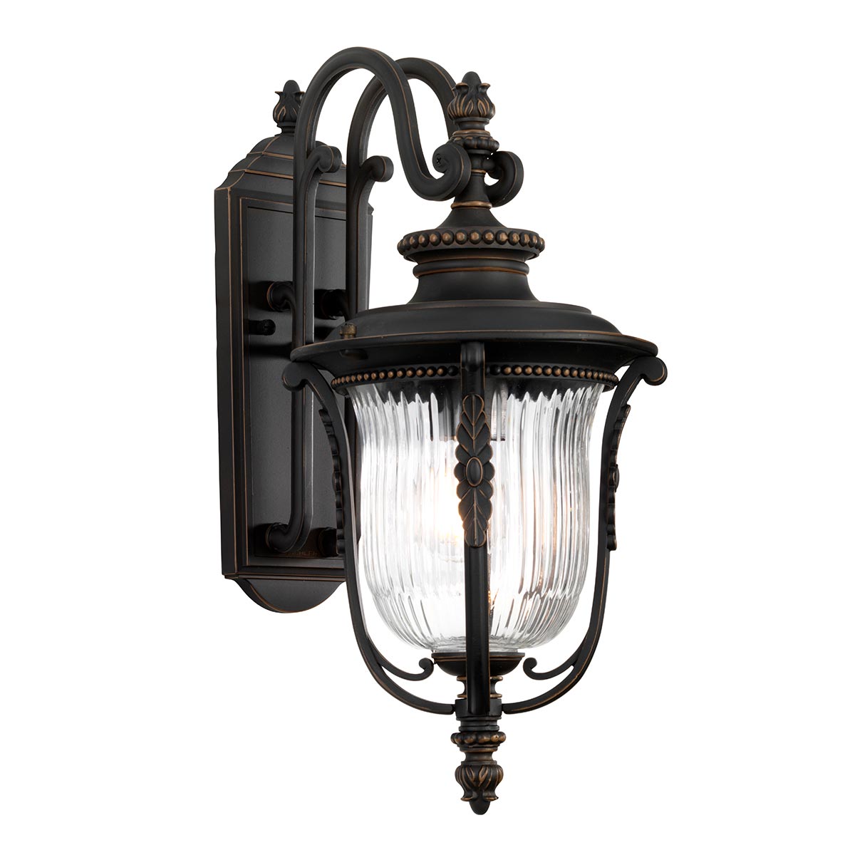 Luverne Bronze lampe d’extérieur De Elstead Lighting - Le verre transparent et nervuré émet une lumière agréable et rend la lampe à la fois pratique et décorative.