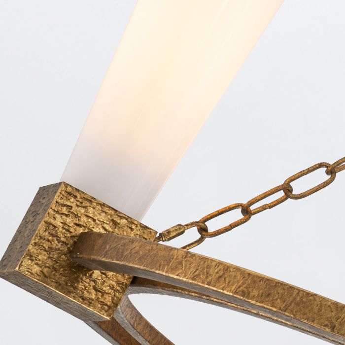 Kristy Ø84 Or suspension De Elstead Lighting - Ce lustre est id&eacute;al pour cr&eacute;er un point focal &eacute;l&eacute;gant dans une pi&egrave;ce.