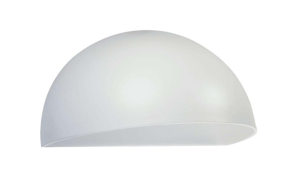 Karlskrona Blanc lampe d’extérieur De Nordic Lighting - Elle est id&eacute;ale pour l'entr&eacute;e, la terrasse ou pour plusieurs appliques en enfilade le long de la fa&ccedil;ade.