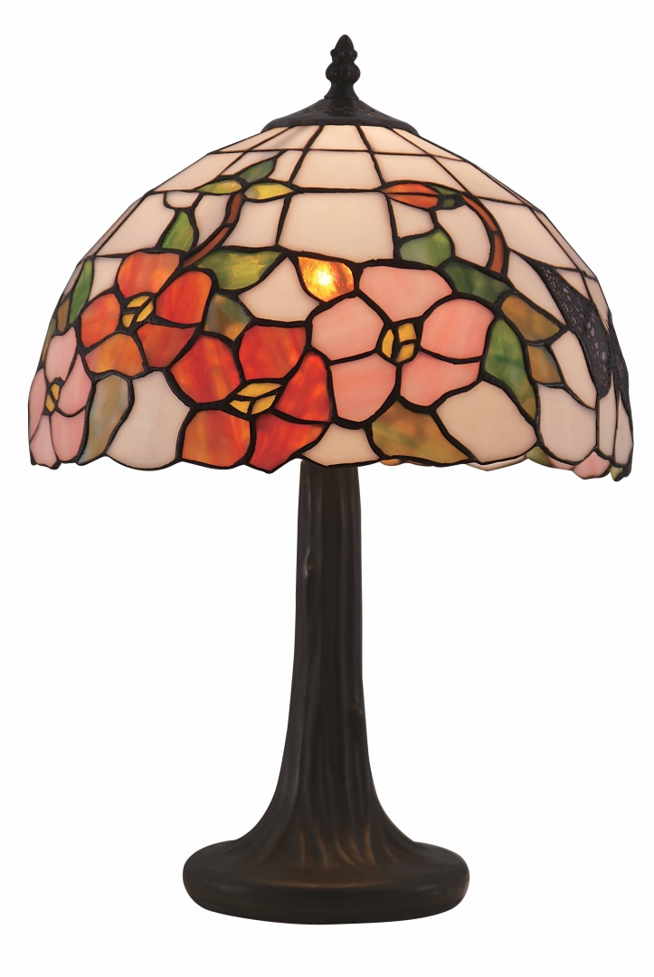 Sommar 45cm Multicolore De Norrsken Design - Le matériau de départ du processus de production est du verre spécialement coloré, qui est coupé et poli pour s'adapter à la pièce.