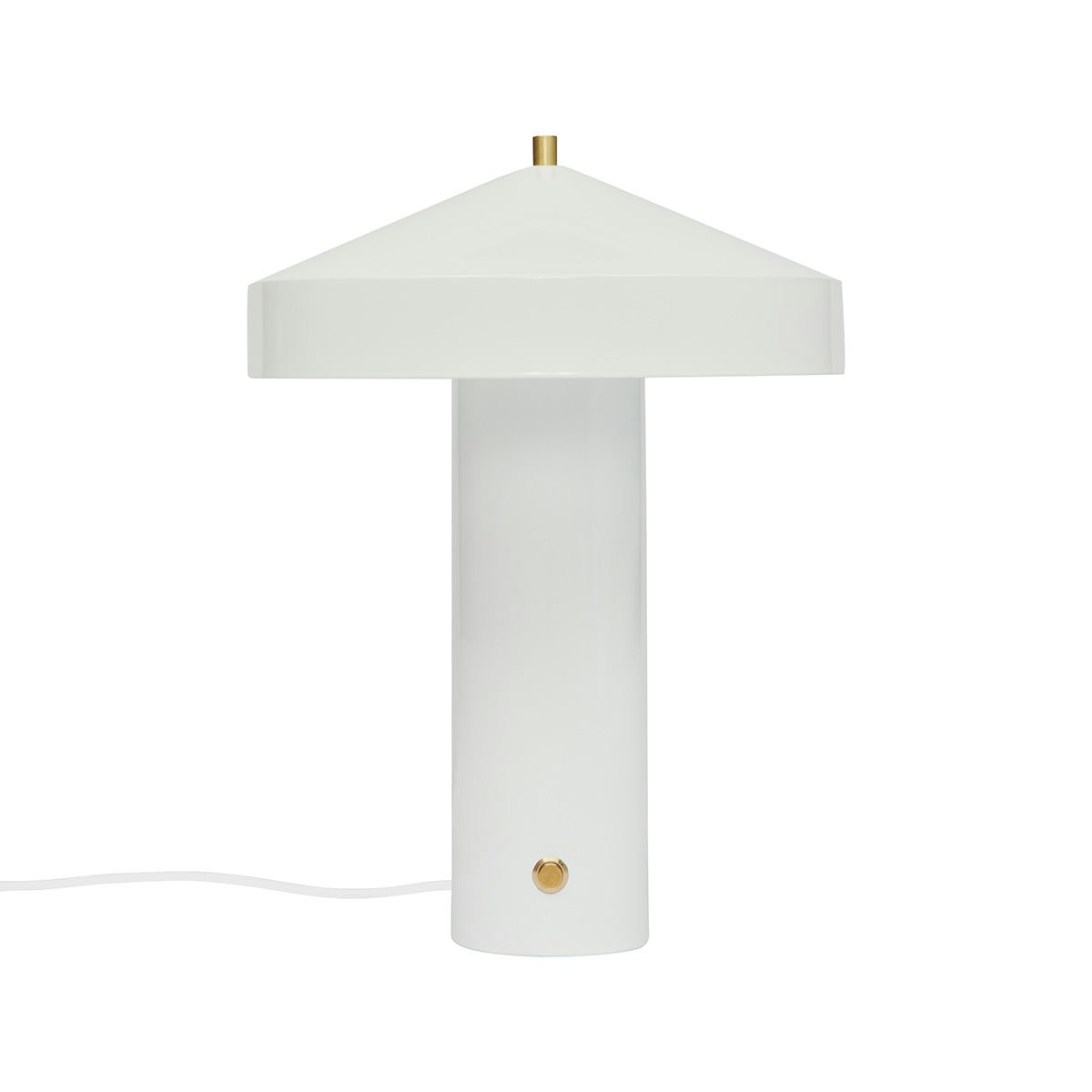 Hatto 40cm Blanc lampe de table De OYOY - Elle fait partie de la célèbre série Hatto et est disponible en plusieurs coloris modernes.