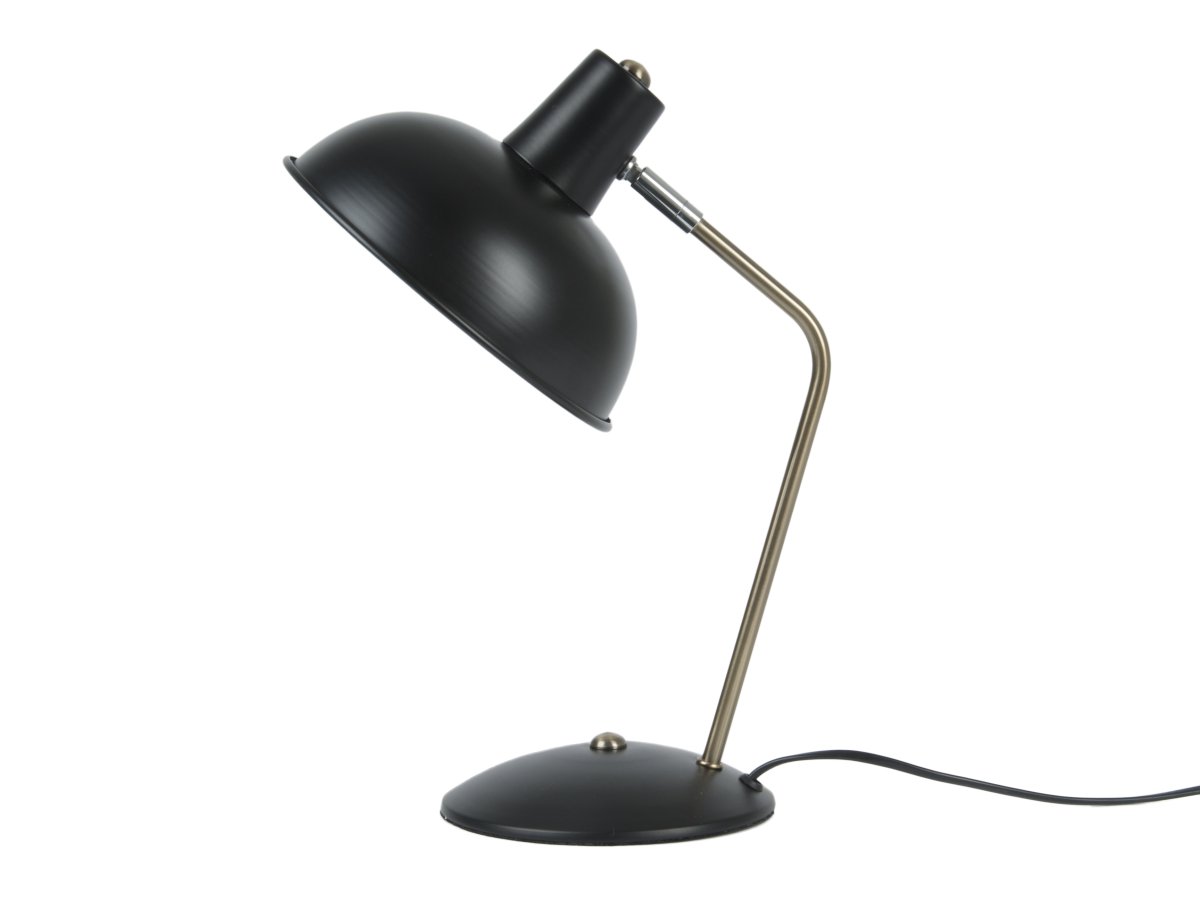 Hood 38cm Noir lampe de bureau De Leitmotiv - La lampe trouve parfaitement sa place sur un bureau ou une table de chevet et sert &agrave; la fois de source de lumi&egrave;re pratique et d'&eacute;l&eacute;ment d&eacute;coratif raffin&eacute;.