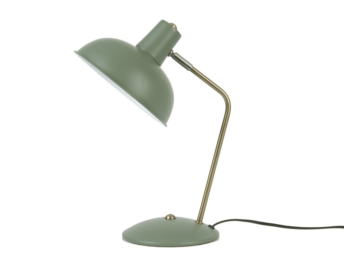 Hood 38cm Vert lampe de bureau De Leitmotiv - Parfaite sur un bureau ou une table de chevet, elle sert &agrave; la fois de source de lumi&egrave;re pratique et d'&eacute;l&eacute;ment d&eacute;coratif raffin&eacute;.