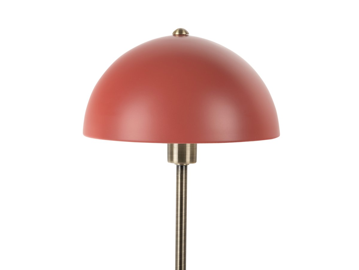 Bonnet 40cm ROUGE lampe de table De Leitmotiv - La lampe de table Bonnet en métal allie un design rétro à une touche de modernité.